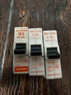 Vynckier Mini-Jump C16 automatische zekeringen en andere., Doe-het-zelf en Bouw, Elektriciteit en Kabels, Ophalen of Verzenden