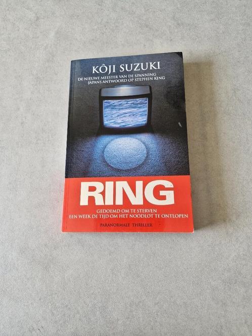 Ring - paranormale thriller - Kôji Suzuki, Boeken, Thrillers, Wereld overig, Ophalen of Verzenden