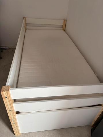 1 persoonsbed beschikbaar voor biedingen