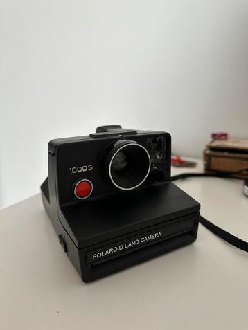 Vintage Polaroid 1000s land camera