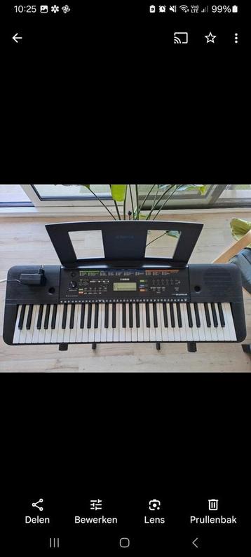 Keyboard Yamaha E253 + staander, Enlèvement, Comme neuf, Yamaha
