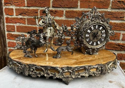 Scène de chasse avec horloge sur marbre, Antiquités & Art, Antiquités | Horloges, Enlèvement