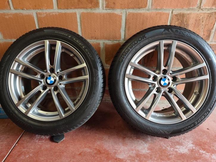 BMW 17 inch 4 originele velgen + Hankook winterbanden, Auto-onderdelen, Banden en Velgen, Band(en), Winterbanden, 17 inch, 225 mm