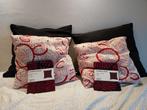 Lot de coussins + taies, Ophalen, Gebruikt