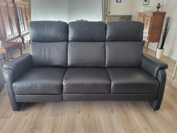 ABSOLUTE NIEUWSTAAT Lederen salon combinatie (3+2+1-zit) beschikbaar voor biedingen