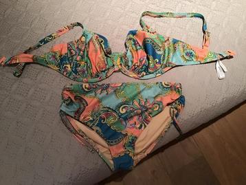 Dames bikini  beschikbaar voor biedingen