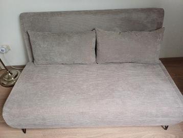 Zetel met bedfunctie beschikbaar voor biedingen