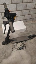 120€ e step, Fietsen en Brommers, Steps, Ophalen, Zo goed als nieuw