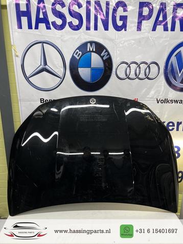 Mercedes GLA H247 Motorkap beschikbaar voor biedingen