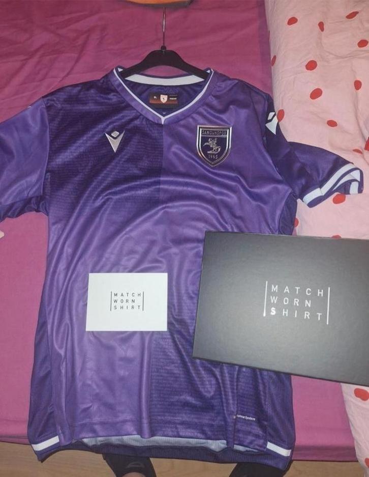 Matchworn signed gilberto silva, Collections, Articles de Sport & Football, Neuf, Maillot, Enlèvement ou Envoi