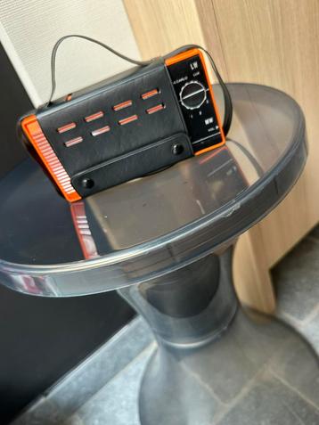 Vintage space age transistorradio, portable HEXAGON beschikbaar voor biedingen