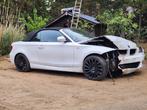 ❤️❤️❤️  BMW 118D CABRIO MET SCHADE, Auto's, BMW, Zwart, Cabriolet, Wit, 5 deurs