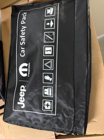 200x Car Safety Pack Veiligheidset Auto NIEUW beschikbaar voor biedingen