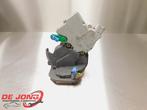 Deurslot Mechaniek 4Deurs rechts-achter van een Nissan X-Tra, Gebruikt, -, -, Ophalen of Verzenden