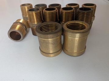 FF-mof en 1/2" nippels beschikbaar voor biedingen