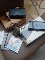 Nintendo DS Lite - Met doos , boekjes , Oplader, Games en Spelcomputers, Spelcomputers | Nintendo DS, Ophalen of Verzenden, Gebruikt
