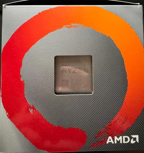 Ryzen 7 3700X met originele doos + Wraith Prism RGB koeler, Computers en Software, Processors, Zo goed als nieuw, 8-core, Ophalen of Verzenden