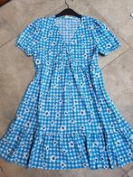 Mooie azuur blauwe jurk mt Large (zie foto's), Vêtements | Femmes, Robes, Taille 42/44 (L), Enlèvement ou Envoi, Comme neuf, Longueur genou