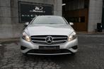 GPS Merc A180 Sport 2014 en cuir PDC-Attention Assist chromé, Autos, Mercedes-Benz, Achat, Euro 6, Entreprise, Boîte manuelle