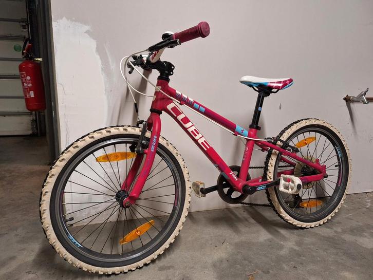 Cube 20 inch in zeer goede staat, Fietsen en Brommers, Fietsen | Meisjes, Ophalen