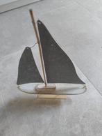 Decoratie 2 bootjes met de hand gemaakt, Enlèvement, Utilisé, Voilier, Modèle réduit