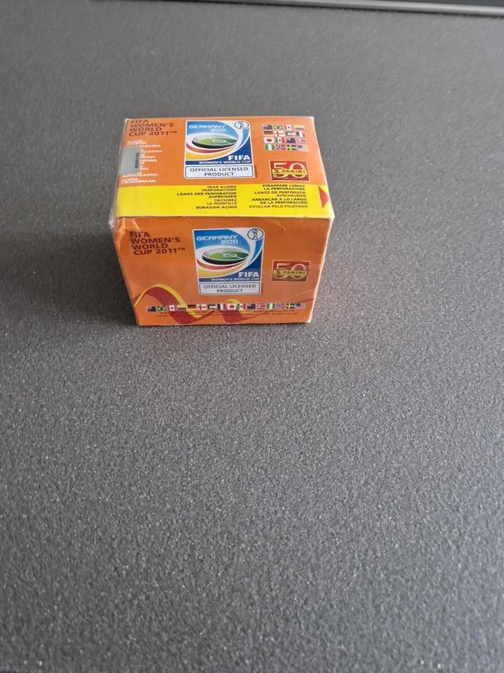 Coupe du monde de panini 2011 * Boîte scellée en usine en pa, Hobby & Loisirs créatifs, Autocollants & Images, Neuf, Plusieurs autocollants