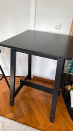 Table haute IKEA avec 2 tabourets, Maison & Meubles, Tables | Tables mange-debout, Enlèvement, Utilisé
