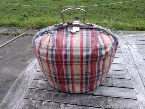 Vintage theebeurs met klipsluiting, Antiek en Kunst, Antiek | Keukengerei, Ophalen of Verzenden