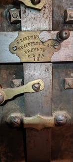 Oude brand kluis, Enlèvement