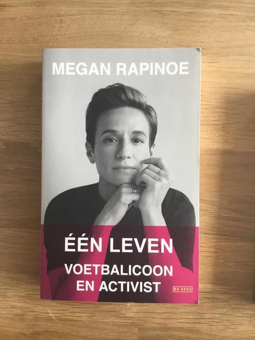 Megan Rapinoe - Één leven, Livres, Livres Autre, Comme neuf, Enlèvement ou Envoi