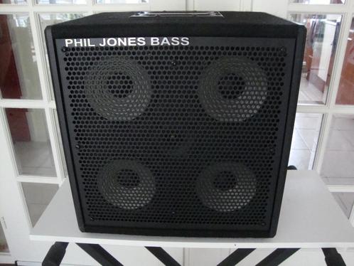 Bas cabinet Phil Jones C47 + hoes, Muziek en Instrumenten, Versterkers | Bas en Gitaar, Zo goed als nieuw, Basgitaar, 100 watt of meer