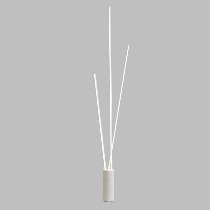 Mantra Vloerlamp (Italiaans), Huis en Inrichting, Lampen | Vloerlampen, Zo goed als nieuw, 150 tot 200 cm, Kunststof, Ophalen