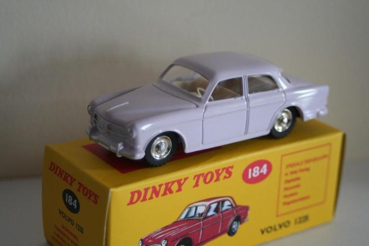 VOLVO Amazon 2P. 122S lilas 1/43 Atlas DINKY Neuve + Boite, Hobby en Vrije tijd, Modelauto's | 1:43, Nieuw, Auto, Dinky Toys, Ophalen of Verzenden