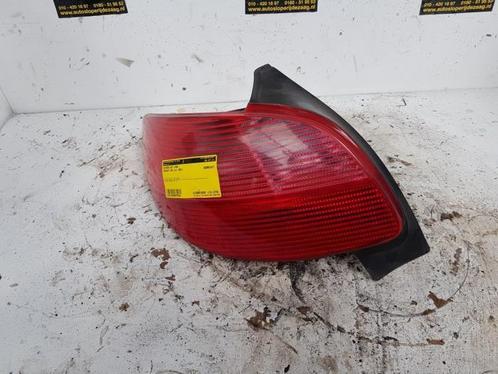 Achterlicht links van een Peugeot 206, Auto-onderdelen, Verlichting, Peugeot, Gebruikt, 3 maanden garantie, Ophalen of Verzenden