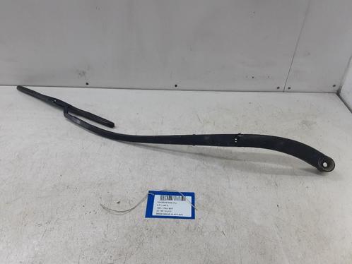 RUITENWISSERARM RECHTS VOOR Kia Sportage (QL), Auto-onderdelen, Ruiten en Toebehoren, Kia, Gebruikt