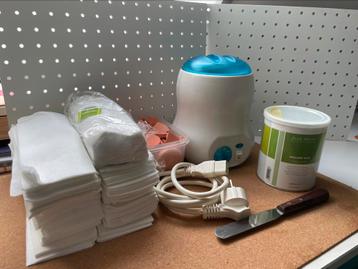 Waxapparaat,wax,strips en spatel beschikbaar voor biedingen