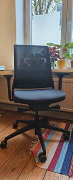 Euroseats curve ergonomische bureaustoel (nieuwprijs 350), Bureaustoel, Zo goed als nieuw, Ophalen