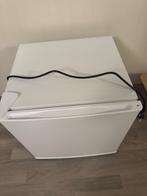 Mini frigo Tillreda (Ikea), zo goed als nieuw, Minder dan 75 liter, Ophalen, Zo goed als nieuw, Met vriesvak
