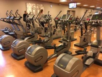 Vélo elliptique haut de gamme Technogym au meilleur prix gar, Enlèvement, Comme neuf, Bras