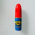 MAC Spitfire (Wonder Woman Collection) limited edition, Handtassen en Accessoires, Ophalen, Lippen, Zo goed als nieuw, Make-up