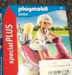 PLAYMOBIL Zomers meisje met scooter - 9084, Kinderen en Baby's, Speelgoed | Playmobil, Complete set, Ophalen of Verzenden, Zo goed als nieuw