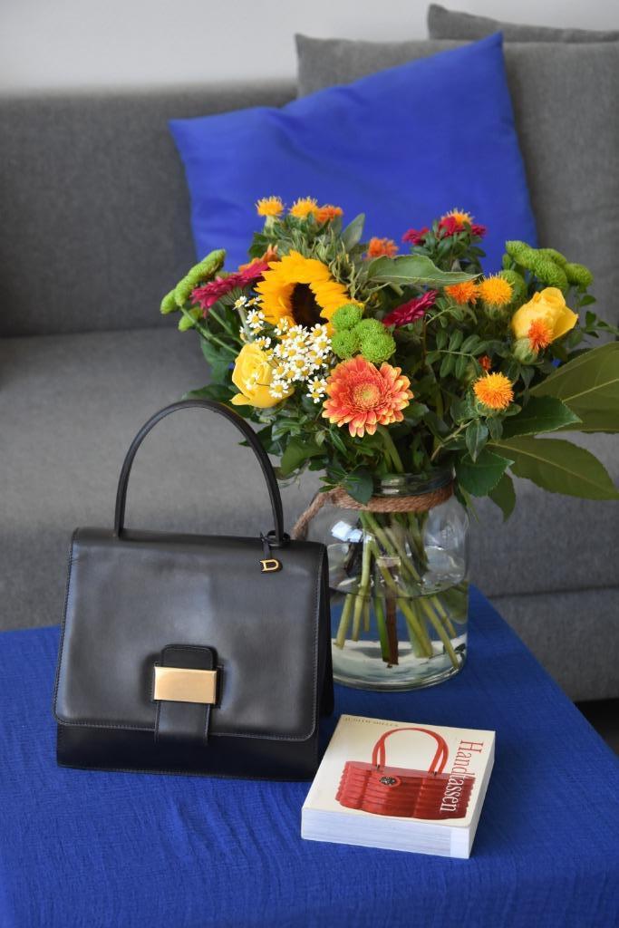 Delvaux Vintage in boxcalf met slot van geborsteld metaal, Handtassen en Accessoires, Tassen | Damestassen, Gebruikt, Handtas