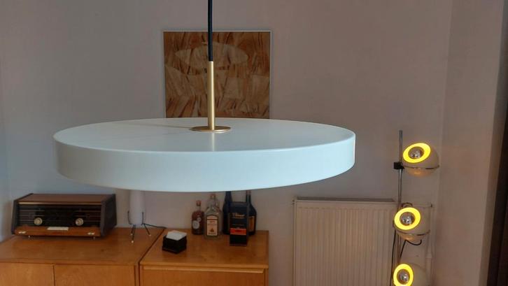 Umage Asteria Plus Medium pendant lamp, Huis en Inrichting, Lampen | Hanglampen, Zo goed als nieuw, Ophalen of Verzenden