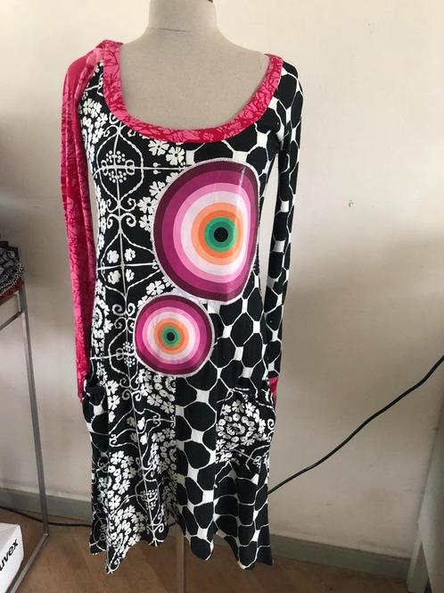 kleedje desigual - maat S/M - NIEUWSTAAT, Vêtements | Femmes, Robes, Comme neuf, Taille 36 (S), Enlèvement ou Envoi