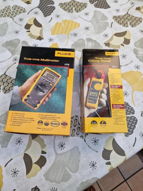 Fluke 324 True-RMS-stroomtang/CLAMP METER, Doe-het-zelf en Bouw, Gereedschap | Handgereedschap, Ophalen