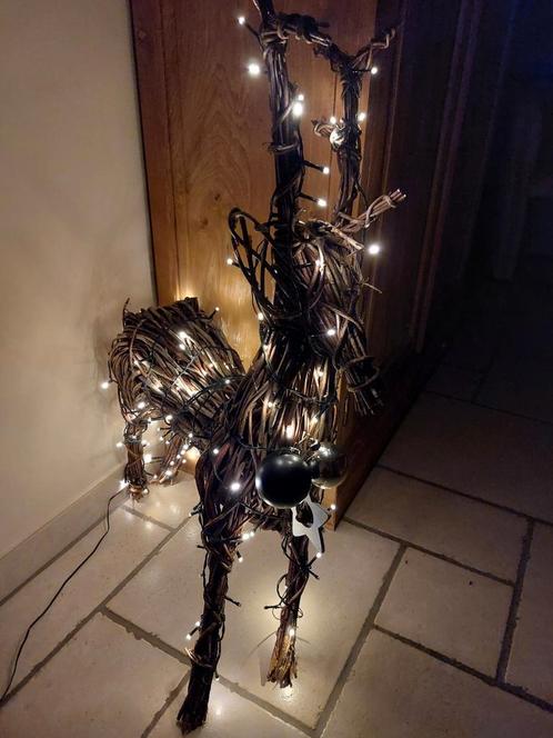 Houten rendier/hert met warm witte lichtjes, Diversen, Kerst, Gebruikt, Ophalen