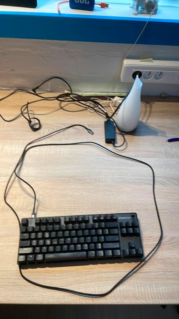 Steelseries Apex 9 TKL, Computers en Software, Toetsenborden, Zo goed als nieuw, Qwerty, Bedraad, Ophalen of Verzenden