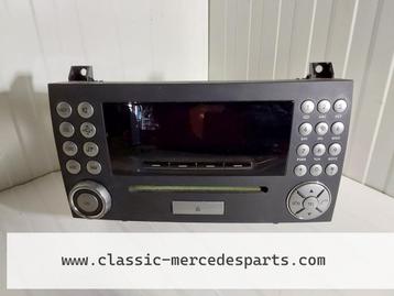 Originele radio Mercedes SLK-klasse R171 A1718200586 beschikbaar voor biedingen