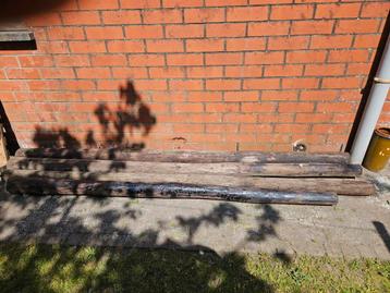 Ronde houten palen 3 meter beschikbaar voor biedingen
