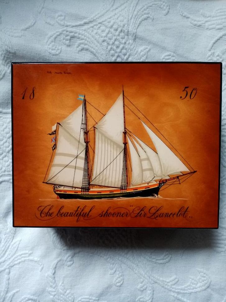 Italiaanse doos gelakt hout gedecoreerd Francesco Conz 1960, Antiek en Kunst, Antiek | Woonaccessoires, Ophalen of Verzenden